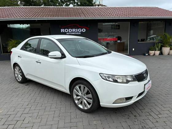 KIA CERATO 1.6 SX 16V FLEX 4P AUTOMÁTICO
